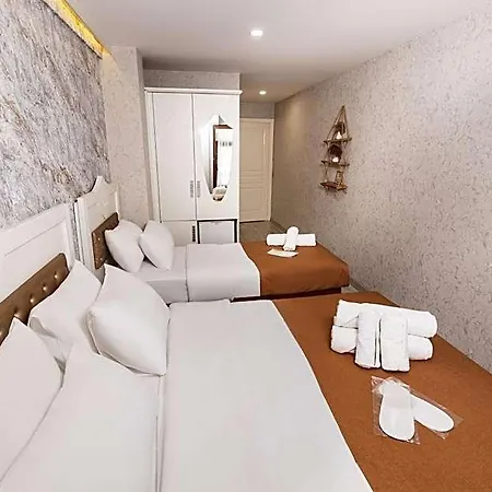 Kupa Bed & Breakfast 3*